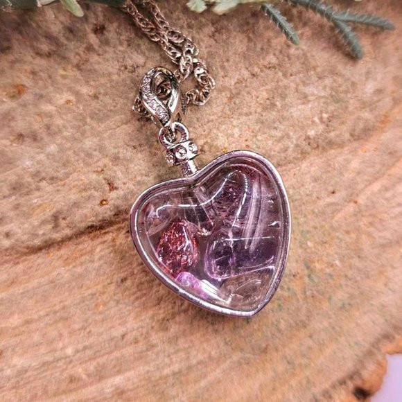 Nature Super Seven Crystals Floating Silver Heart & Leaf Pendant Necklace - Picture 6 of 10